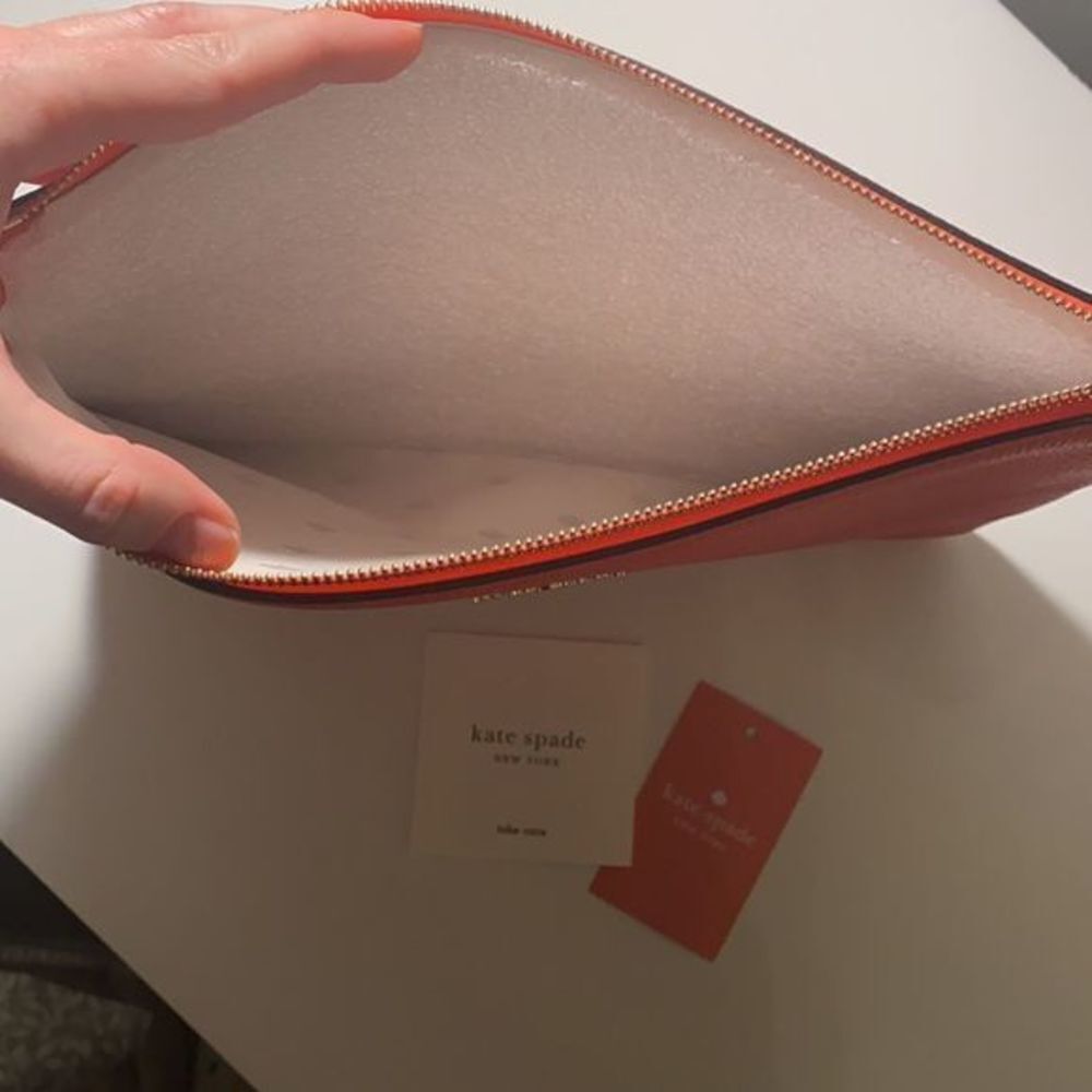 Kate Spade Large Pouch - Picture 4 of 5